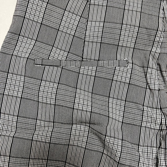 A New Day Cropped Pants - Picture 5 of 5